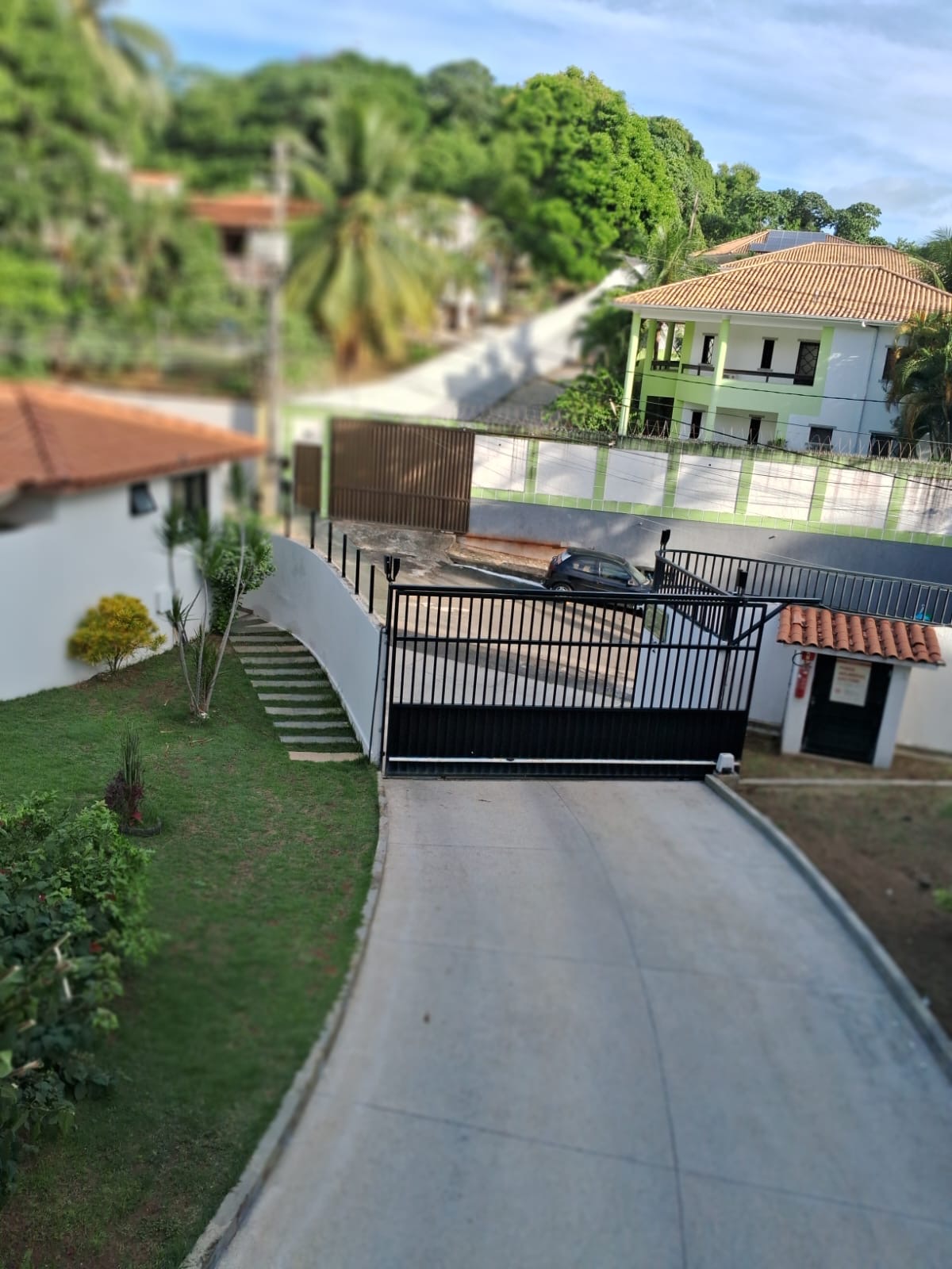 Imagem Casa de Condomínio com 4 Quartos para Alugar, 165 m²em Pituaçu - Salvador Imagem Casa de Condomínio com 4 Quartos para Alugar, 165 m²em Pituaçu - Salvador