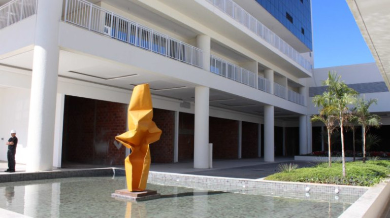 Sala Comercial à Venda, 67 m² em Condomínio Residencial Euroville II - Bragança Paulista