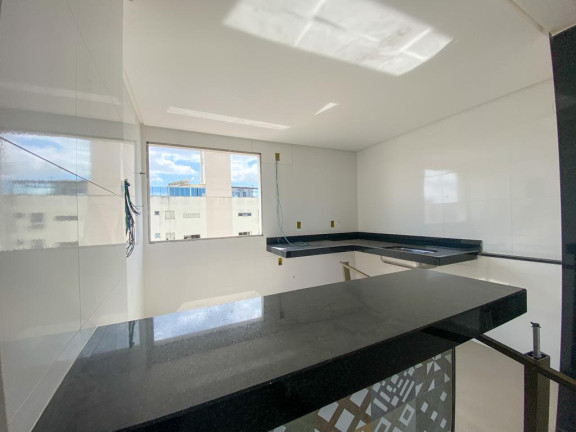 Apartamento com 3 Quartos à Venda, 75 m² em Jardim Camburi - Vitória