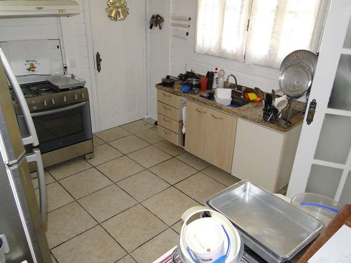 Imagem Casa com 4 Quartos à Venda, 250 m² em Várzea - Teresópolis
