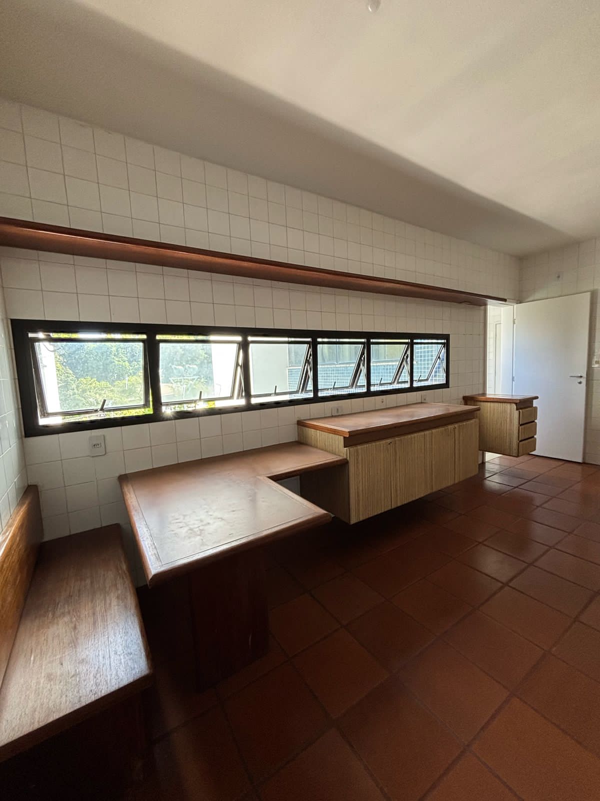 Imagem Apartamento com 4 Quartos à Venda, 211 m² em Itaigara - Salvador Imagem Apartamento com 4 Quartos à Venda, 211 m² em Itaigara - Salvador