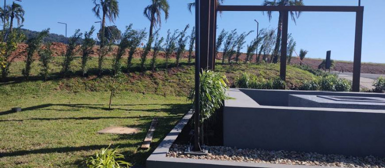 Imagem Terreno à Venda, 800 m² em São Simão - Criciúma Imagem Terreno à Venda, 800 m² em São Simão - Criciúma