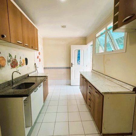 Imagem Casa de Condomínio com 3 Quartos à Venda ou Locação, 250 m² em Flores - Manaus Imagem Casa de Condomínio com 3 Quartos à Venda ou Locação, 250 m² em Flores - Manaus