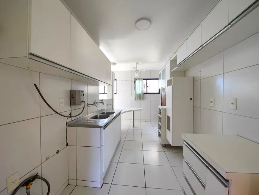 Imagem Apartamento com 3 Quartos à Venda, 125 m²em Cocó - Fortaleza