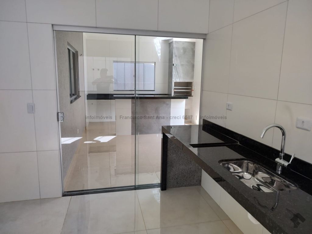 Imagem Casa com 3 Quartos à Venda, 360 m²em Bairro Seminário - Campo Grande
