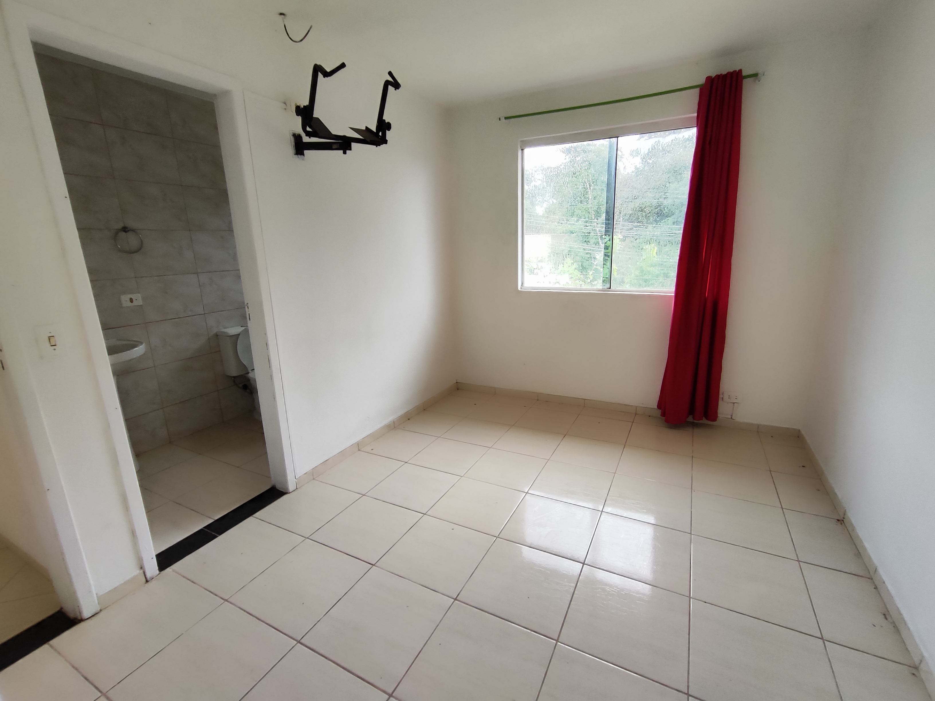 Imagem Casa com 3 Quartos à Venda, 51 m²em Embu - Colombo