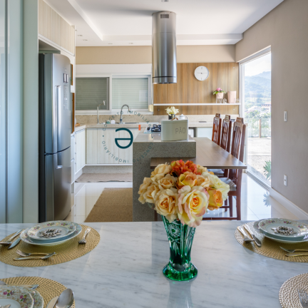 Imagem Casa com 4 Quartos à Venda, 312 m² em Centro - Pomerode