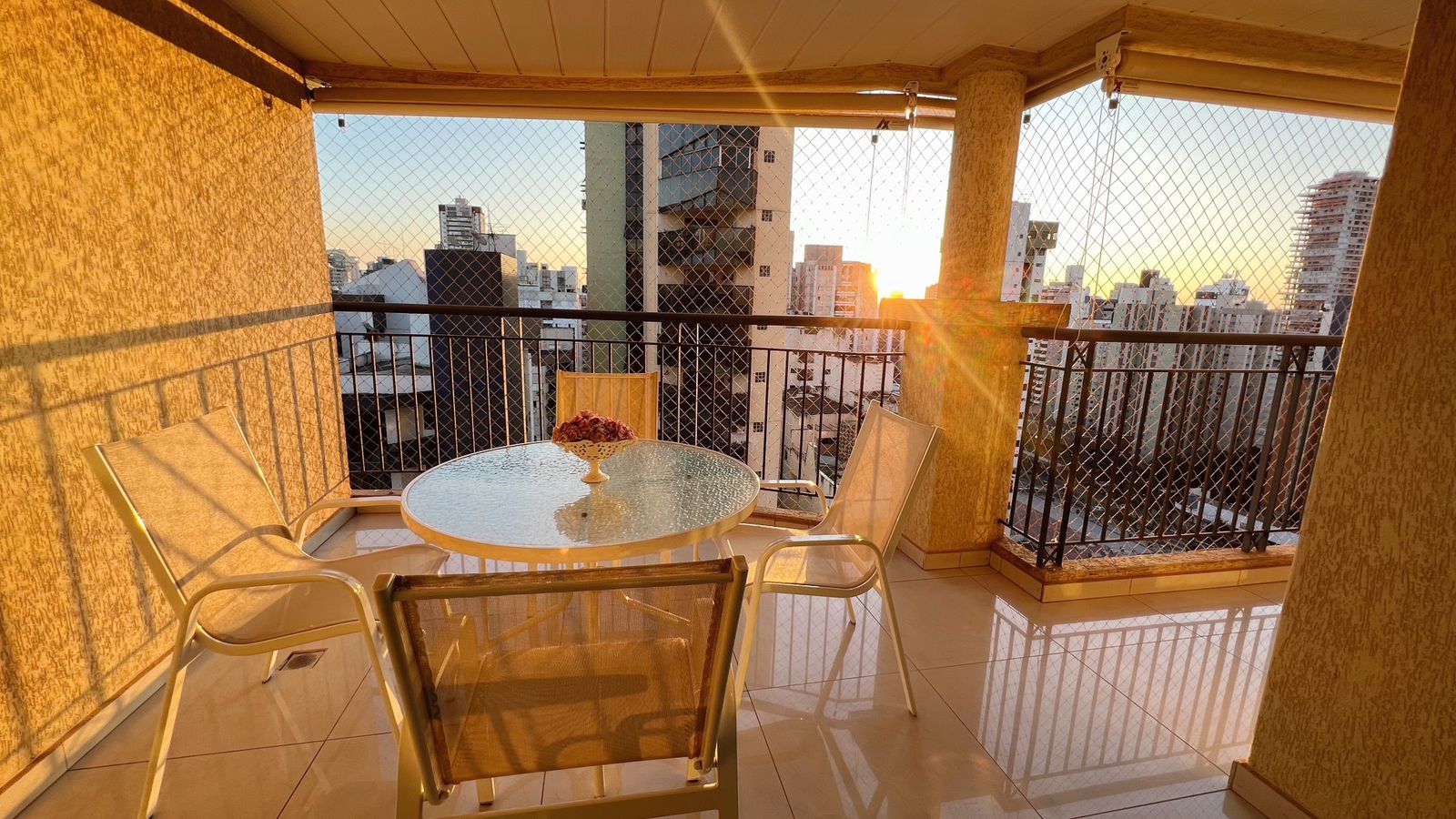 Imagem Apartamento com 3 Quartos à Venda, 108 m²em Setor Bueno - Goiânia Imagem Apartamento com 3 Quartos à Venda, 108 m²em Setor Bueno - Goiânia