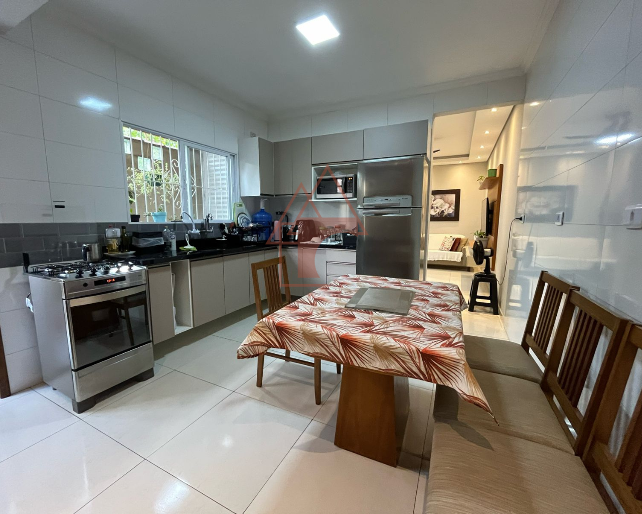 Imagem Casa com 3 Quartos à Venda, 92 m²em Vila Ponte Nova - Cubatão Imagem Casa com 3 Quartos à Venda, 92 m²em Vila Ponte Nova - Cubatão