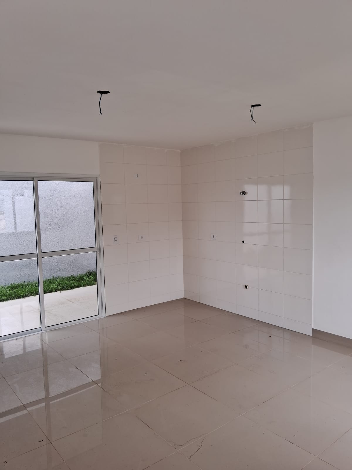 Imagem Casa de Condomínio com 2 Quartos à Venda, 65 m²em Costeira - Araucária