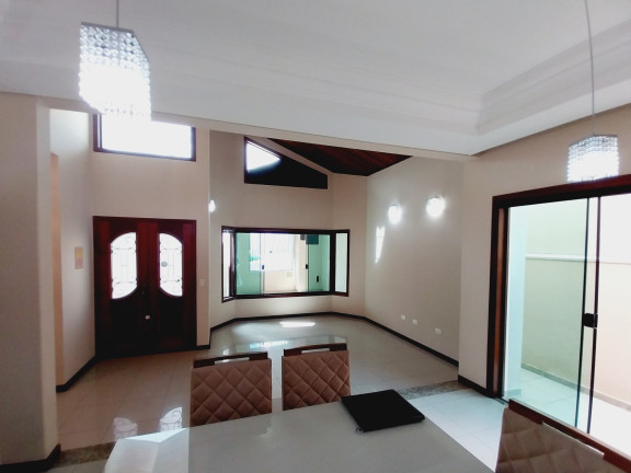 Imagem Sobrado com 3 Quartos à Venda, 262 m² em Parque Três Meninos - Sorocaba