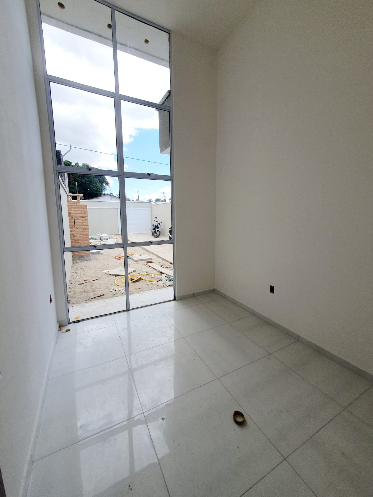 Imagem Casa com 3 Quartos à Venda, 92 m²em Luzardo Viana - Maracanaú
