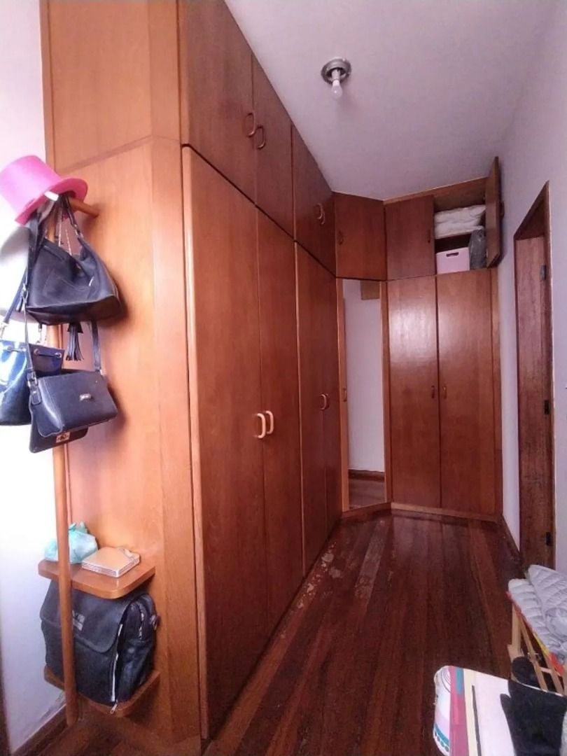 Imagem Casa com 3 Quartos à Venda, 200 m² em Aeroporto - Juiz de Fora Imagem Casa com 3 Quartos à Venda, 200 m² em Aeroporto - Juiz de Fora