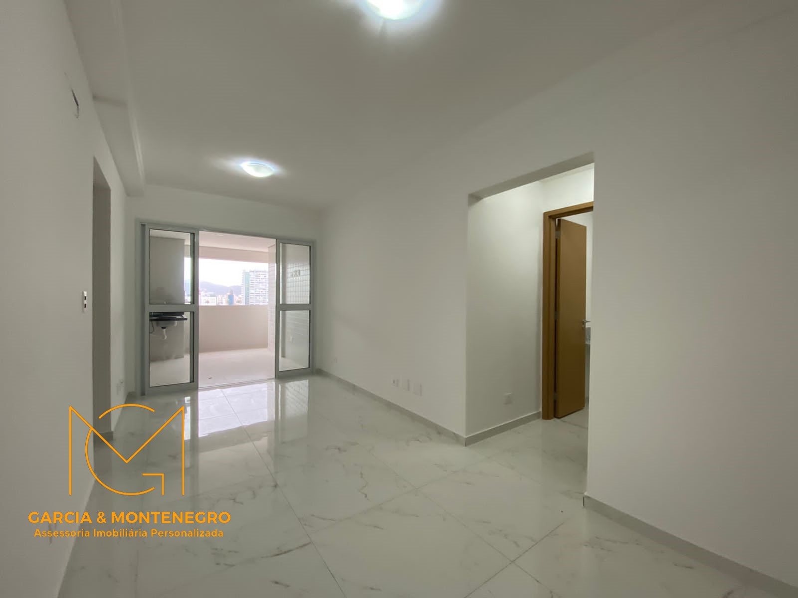Imagem Apartamento com 2 Quartos para Alugar, 69 m²em Boqueirão - Santos