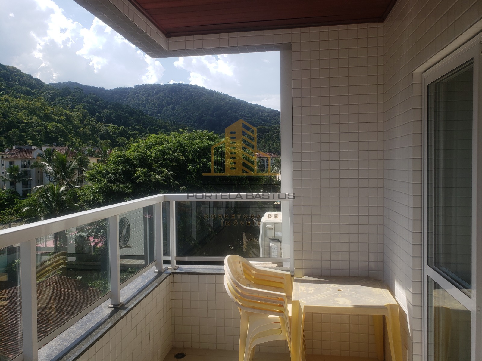 Imagem Apartamento com 2 Quartos à Venda, 56 m²em Toninhas - Ubatuba