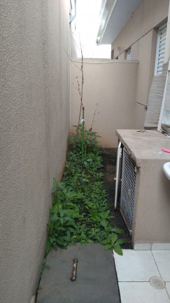 Imagem Casa de Condomínio com 2 Quartos para Alugar, 56 m² em Jardim Layr - Mogi das Cruzes