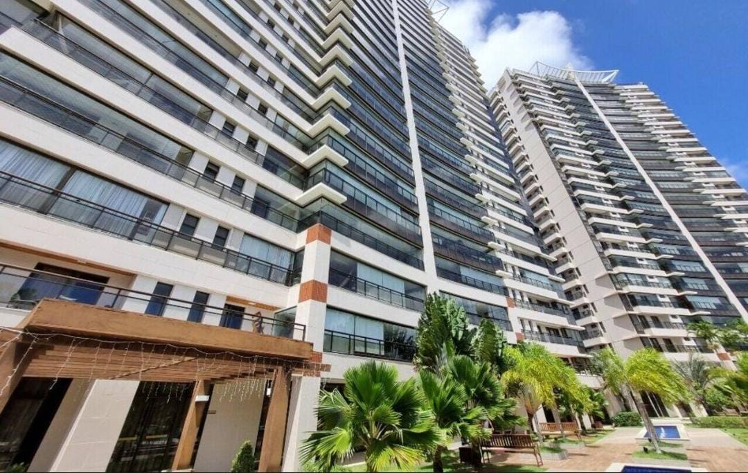 Apartamento com 4 Quartos à Venda, 209 m²em Guararapes - Fortaleza
