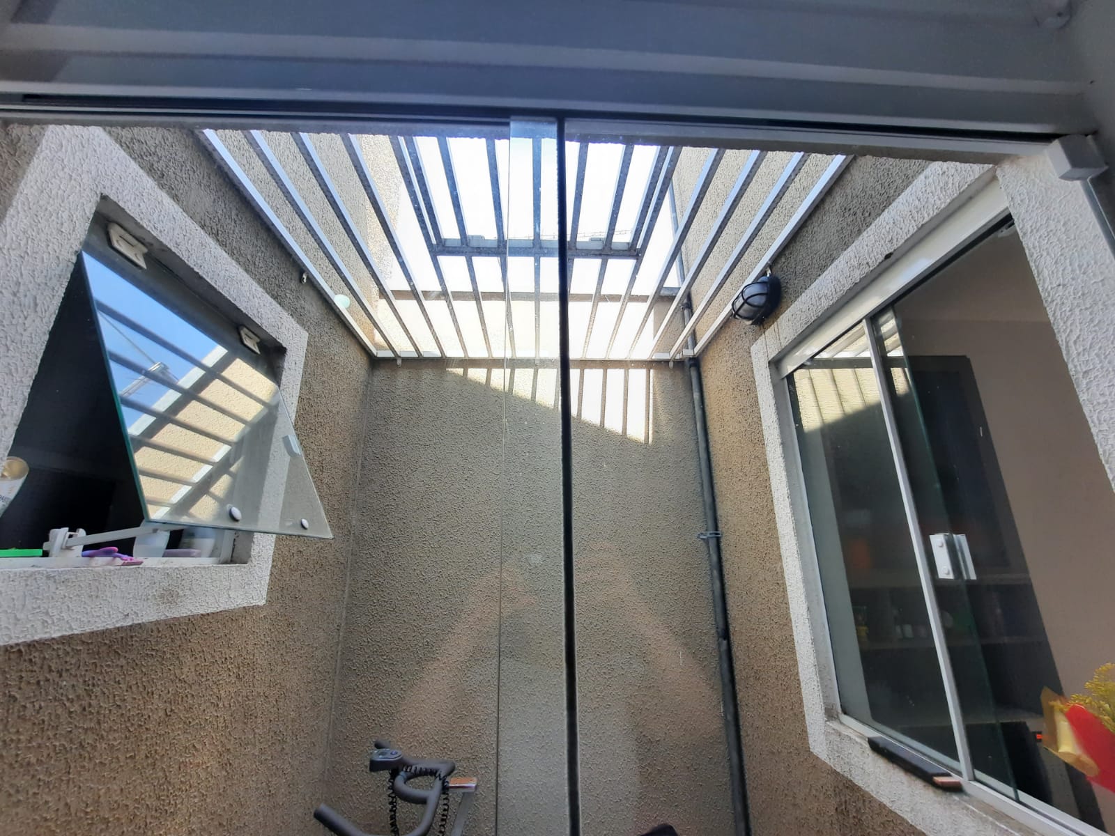 Imagem Casa com 2 Quartos à Venda, 43 m² em Tatuquara - Curitiba
