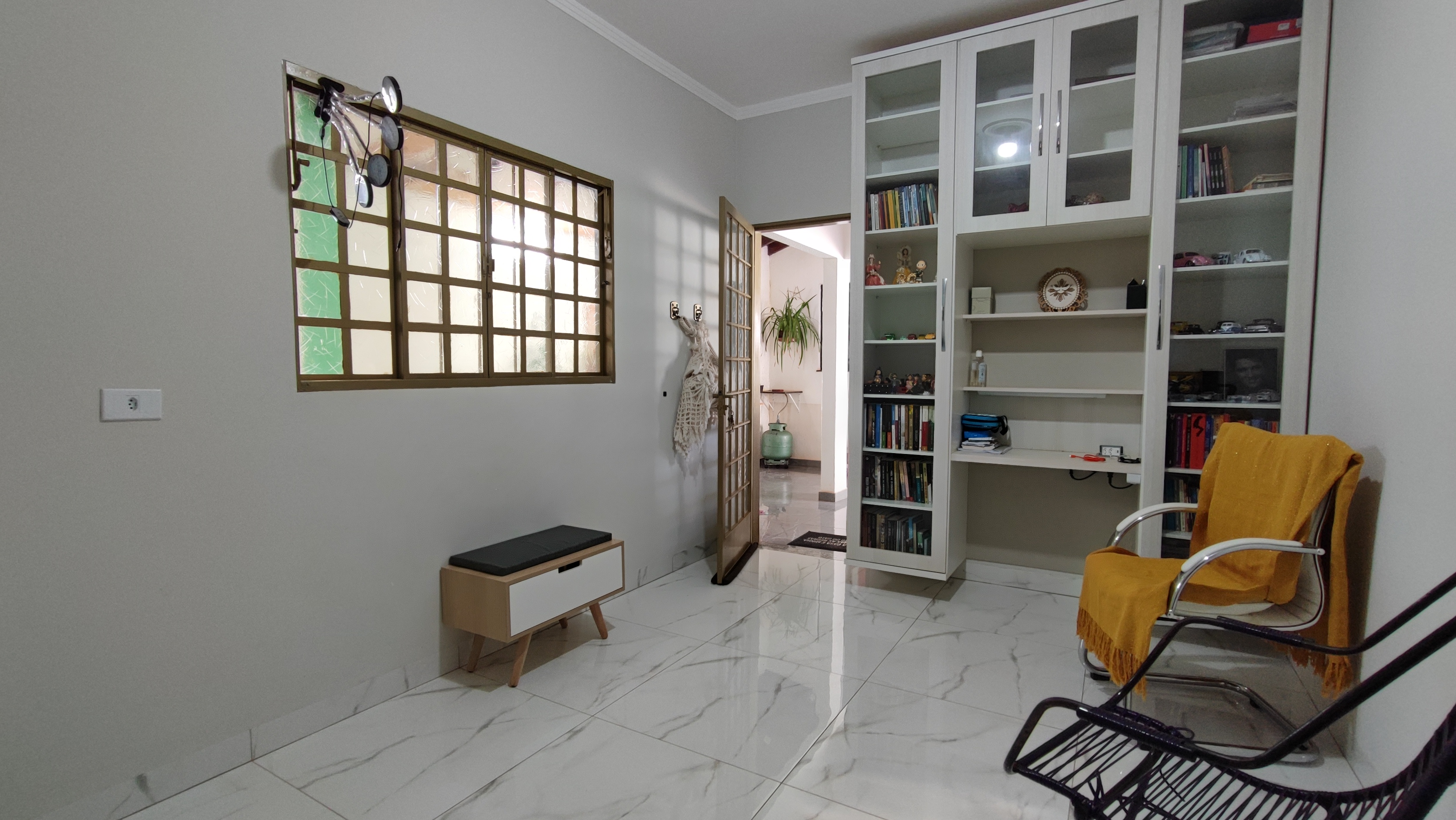 Imagem Casa com 3 Quartos à Venda, 200 m²em Parque Residencial dos Girassóis - Campo Grande