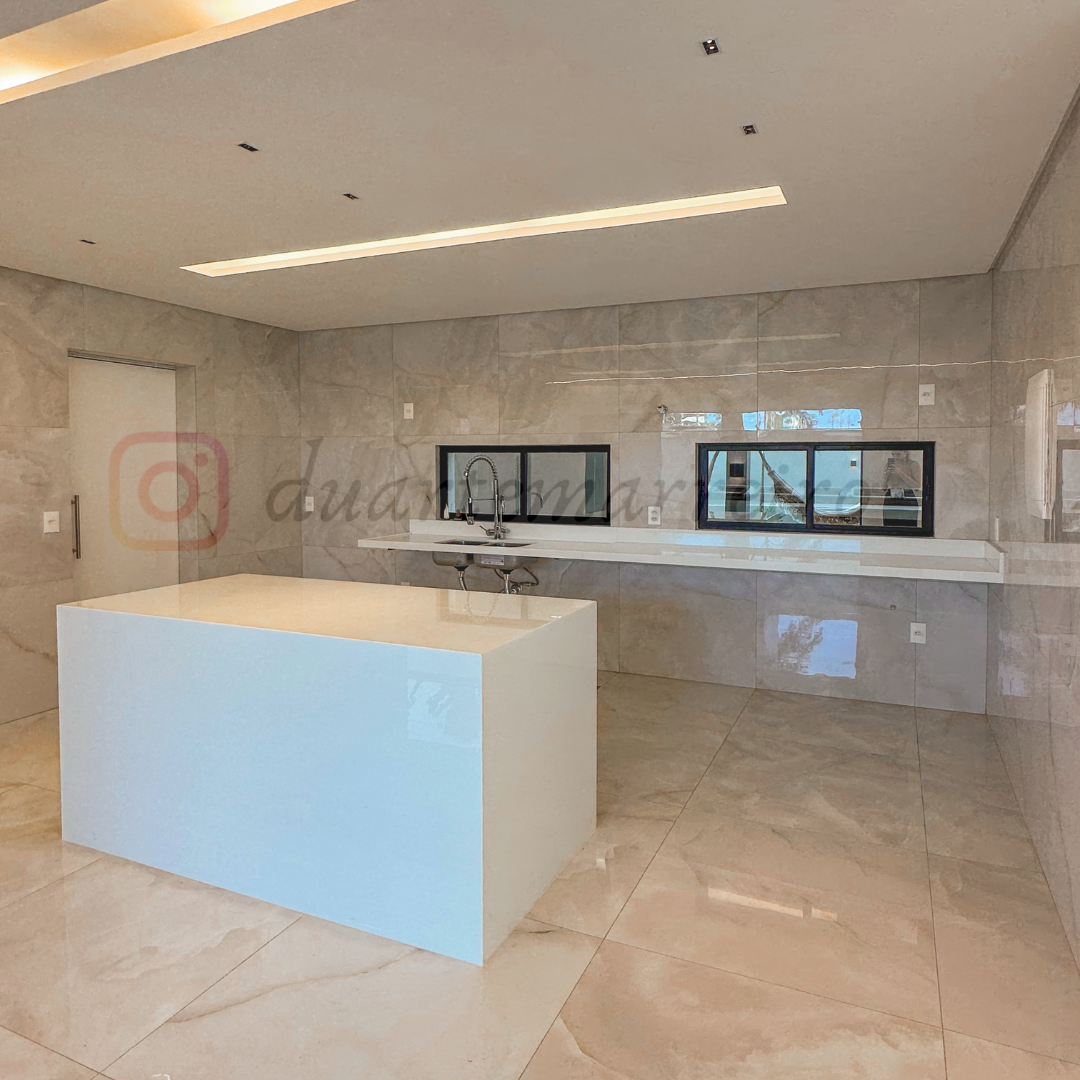 Imagem Casa de Condomínio com 5 Quartos à Venda, 388 m²em Cidade Alpha - Eusébio Imagem Casa de Condomínio com 5 Quartos à Venda, 388 m²em Cidade Alpha - Eusébio