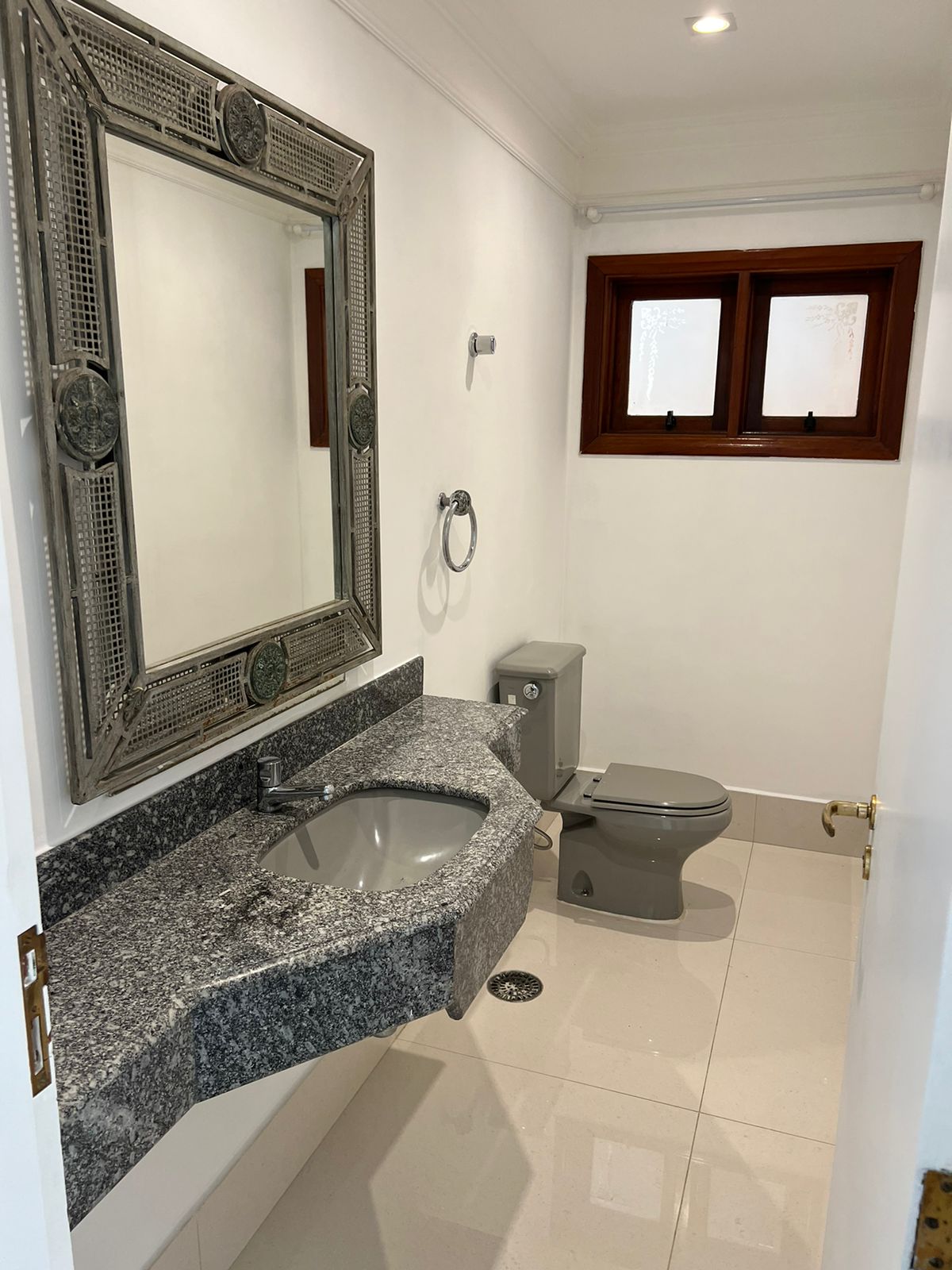 Imagem Casa de Condomínio com 4 Quartos à Venda ou Locação, 370 m²em Alphaville - Santana de Parnaíba Imagem Casa de Condomínio com 4 Quartos à Venda ou Locação, 370 m²em Alphaville - Santana de Parnaíba