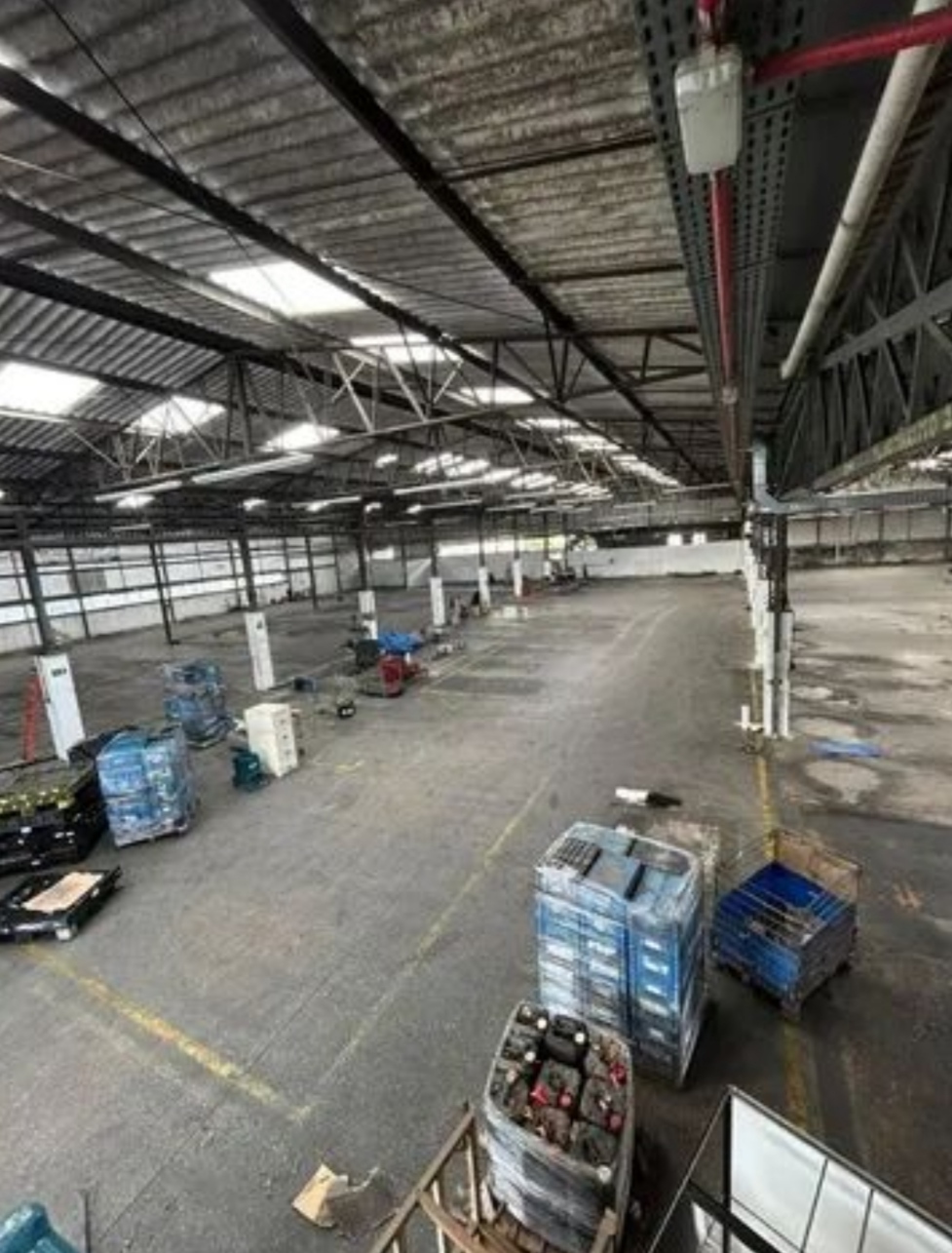 Imagem Galpão à Venda, 4 m²em Loteamento Industrial Coral - Mauá Imagem Galpão à Venda, 4 m²em Loteamento Industrial Coral - Mauá