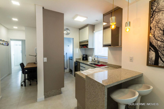 Imagem Apartamento com 3 Quartos à Venda, 90 m² em Meia Praia - Itapema