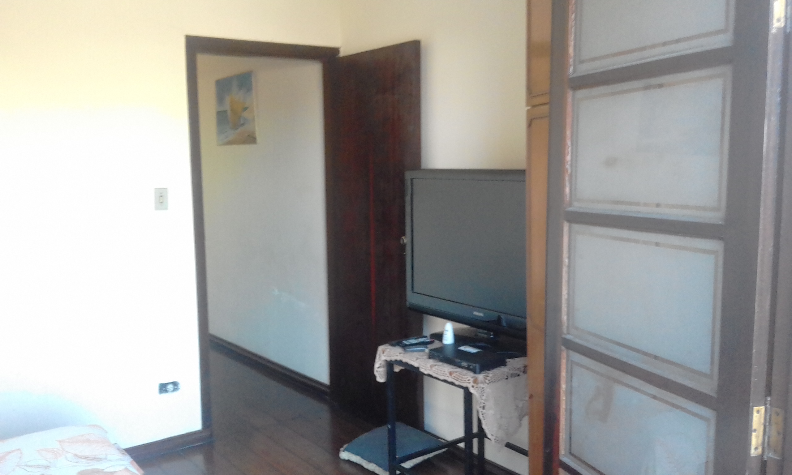 Imagem Sobrado com 3 Quartos à Venda, 252 m²em Vila Mogilar - Mogi das Cruzes