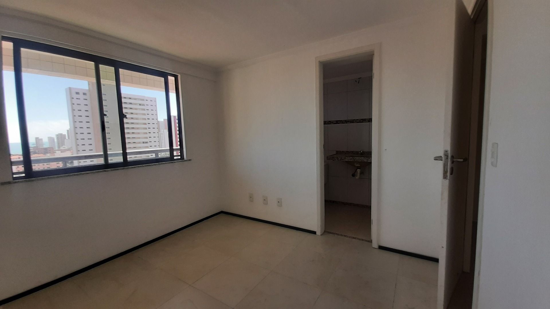 Imagem Apartamento com 3 Quartos à Venda, 112 m² em Centro - Fortaleza