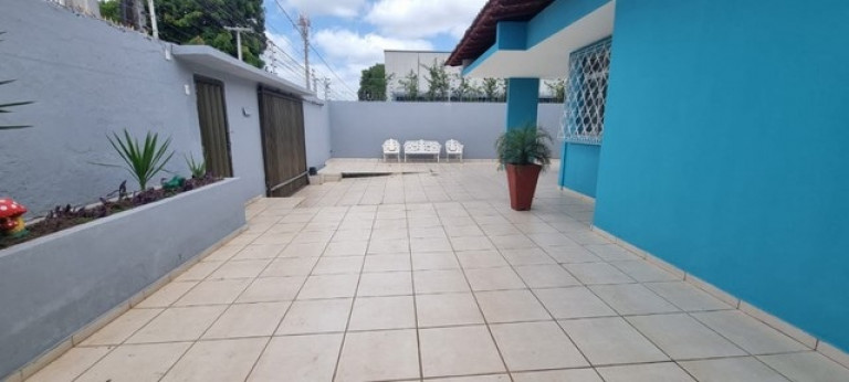 Imagem Casa com 4 Quartos para Alugar, 1 m² em Sítio Leal - São Luís