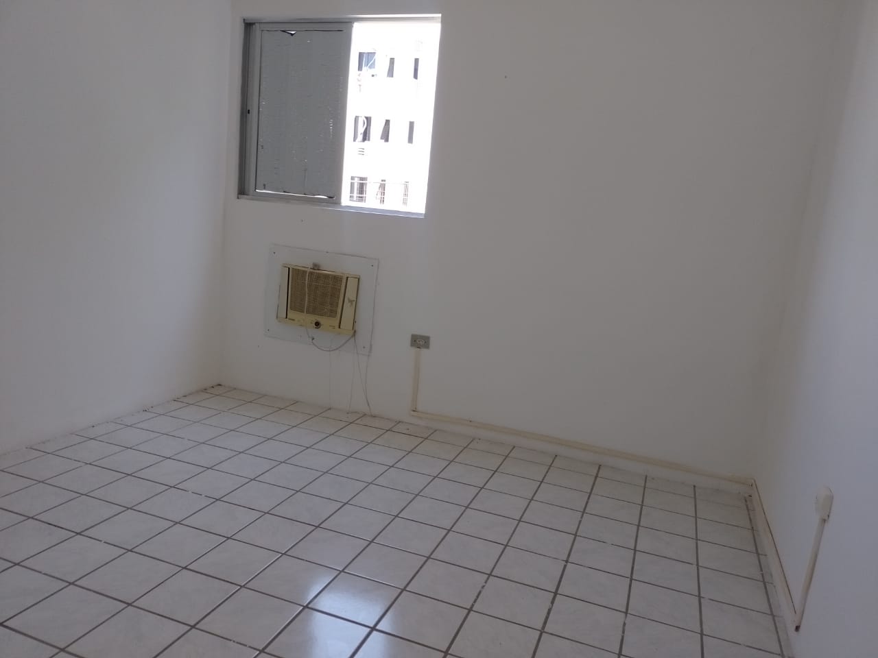 Imagem Apartamento com 2 Quartos à Venda, 82 m²em Candeias - Jaboatão dos Guararapes