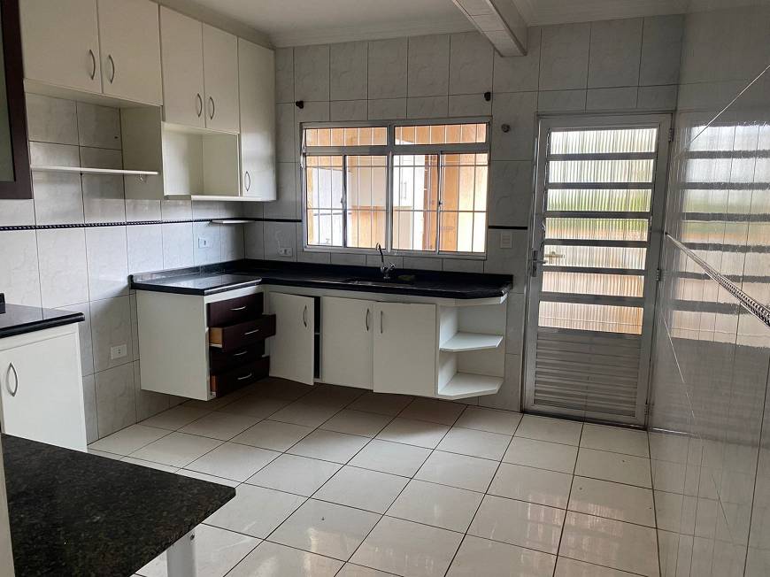 Imagem Casa de Vila com 2 Quartos para Alugar, 200 m²em Bandeiras - Osasco