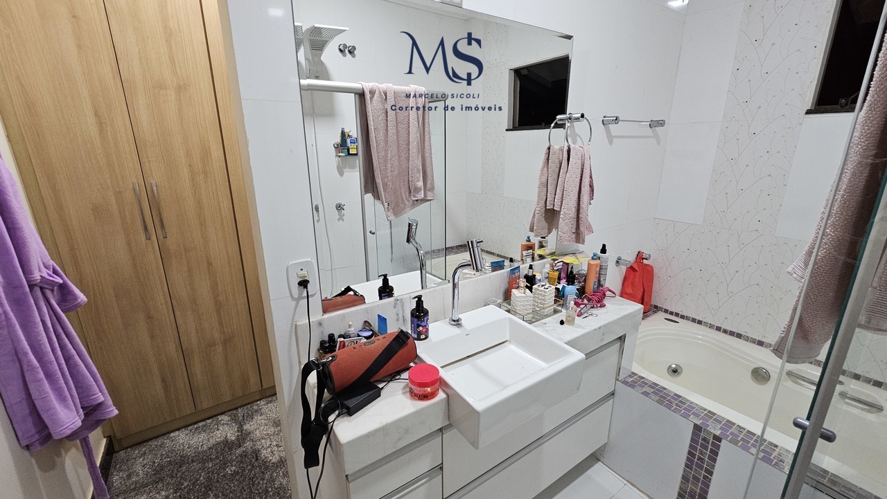 Imagem Casa de Condomínio com 5 Quartos à Venda, 800 m²em Setor Habitacional Vicente Pires - Trecho 3 - Brasília Imagem Casa de Condomínio com 5 Quartos à Venda, 800 m²em Setor Habitacional Vicente Pires - Trecho 3 - Brasília