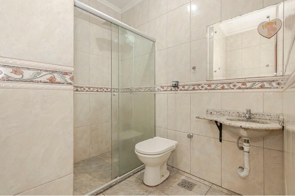 Imagem Apartamento com 2 Quartos à Venda, 77 m² em Farroupilha - Porto Alegre