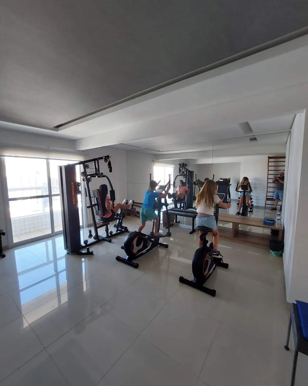 Imagem Apartamento com 2 Quartos à Venda, 65 m²em Aviação - Praia Grande