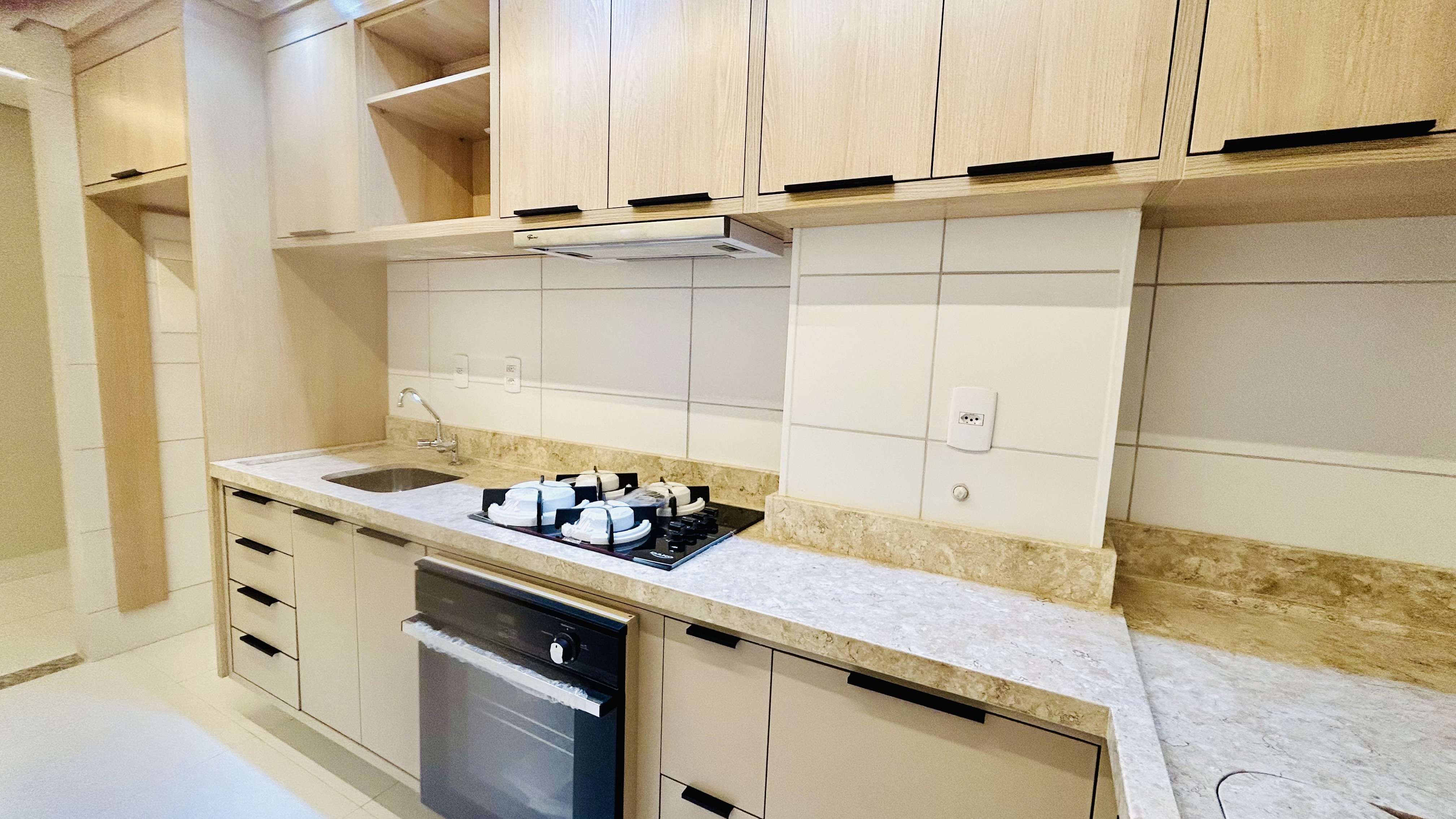 Imagem Apartamento com 2 Quartos para Alugar, 47 m²em Ponta Negra - Manaus