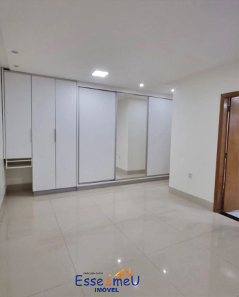 Imagem Casa de Condomínio com 3 Quartos à Venda, 230 m² em Jardins Madri - Goiânia