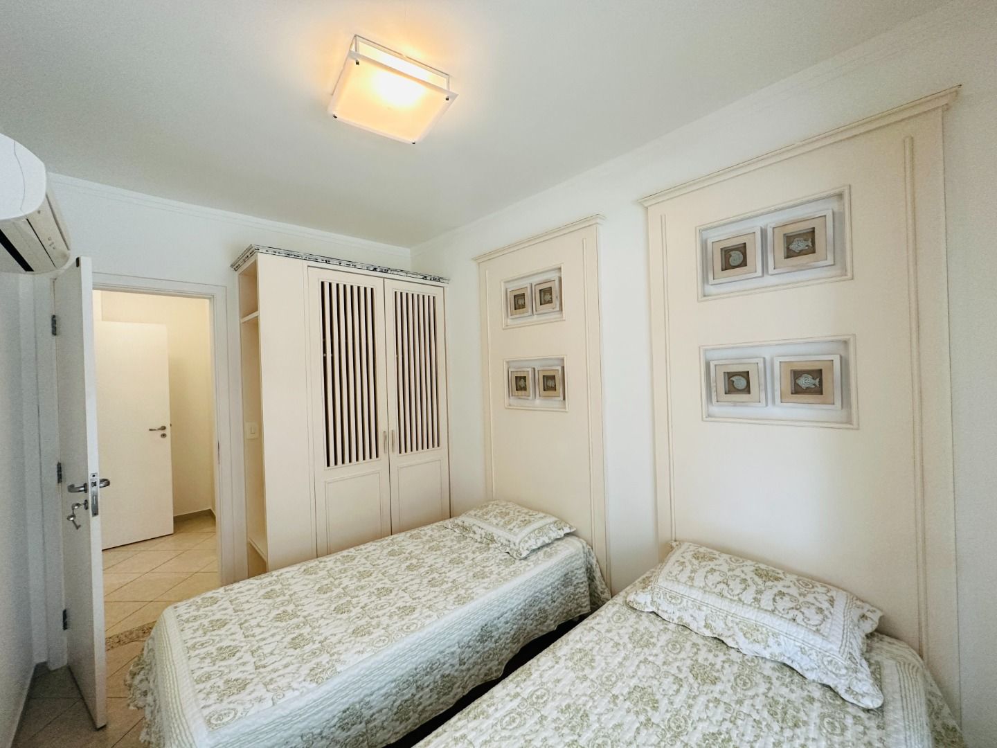 Imagem Apartamento com 3 Quartos à Venda, 124 m²em Riviera - Bertioga