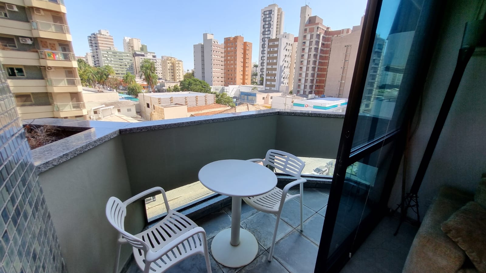Imagem Loft com 1 Quarto à Venda, 87 m²em Cambuí - Campinas Imagem Loft com 1 Quarto à Venda, 87 m²em Cambuí - Campinas