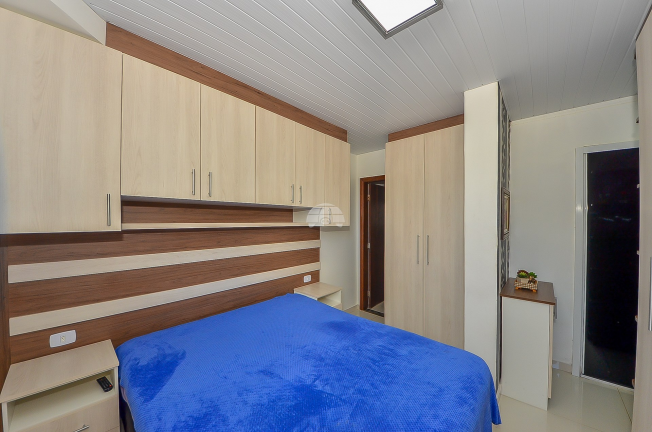 Imagem Casa com 2 Quartos à Venda, 68 m² em Ganchinho - Curitiba