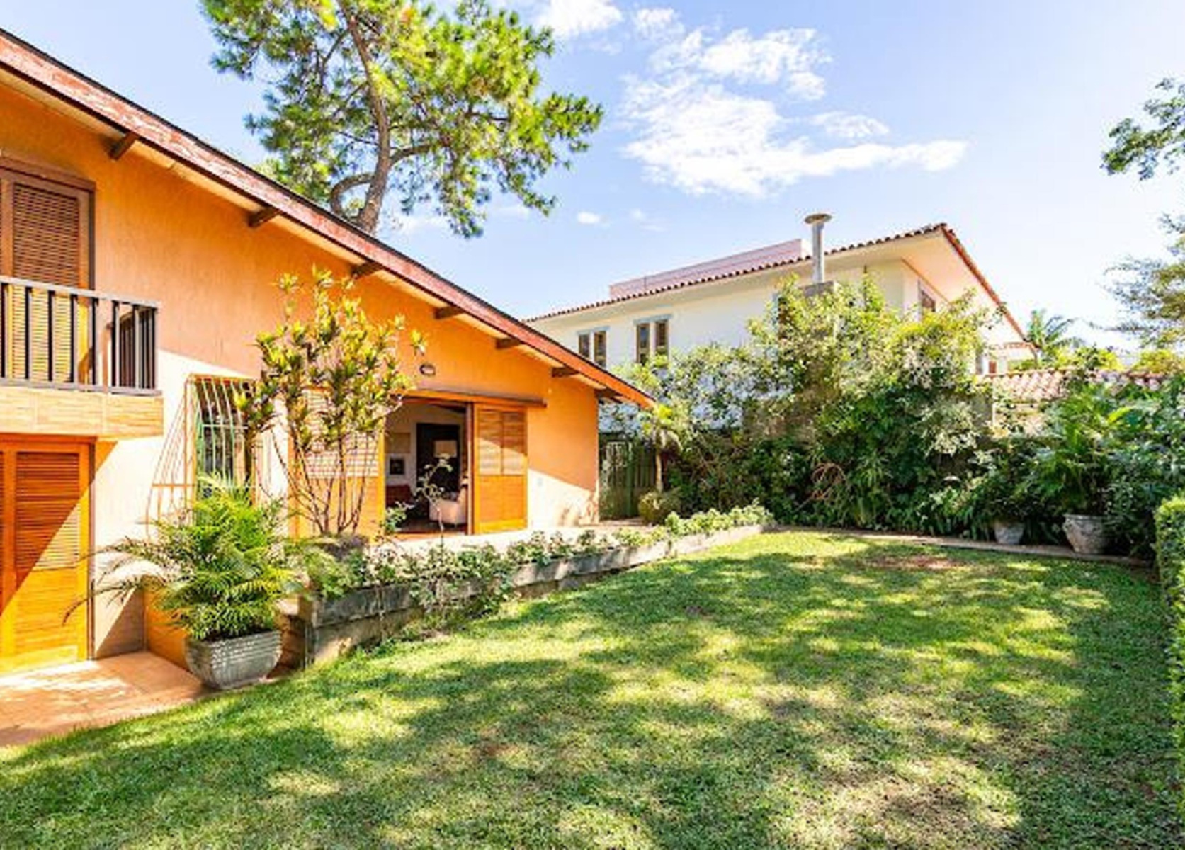 Imagem Casa de Vila com 3 Quartos à Venda, 250 m² em Jardim Guedala - São Paulo