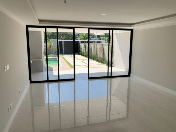 Imagem Casa com 4 Quartos à Venda, 360 m² em Barra da Tijuca - Rio de Janeiro