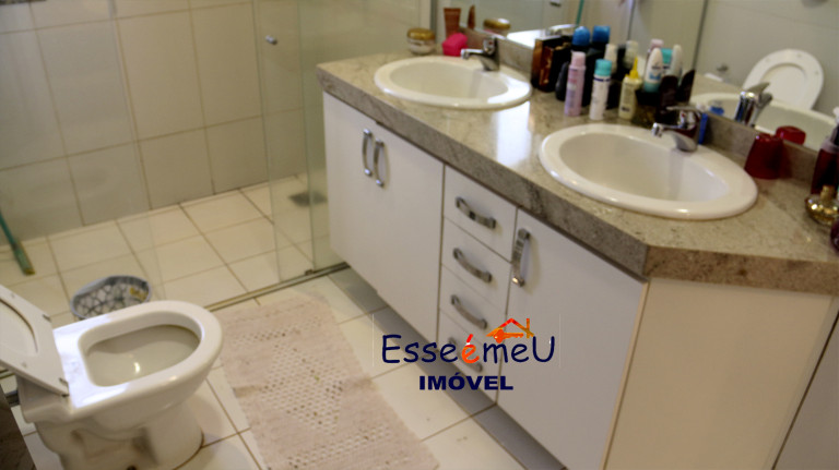 Imagem Casa de Condomínio com 4 Quartos à Venda, 295 m² em Jardins Madri - Goiânia Imagem Casa de Condomínio com 4 Quartos à Venda, 295 m² em Jardins Madri - Goiânia