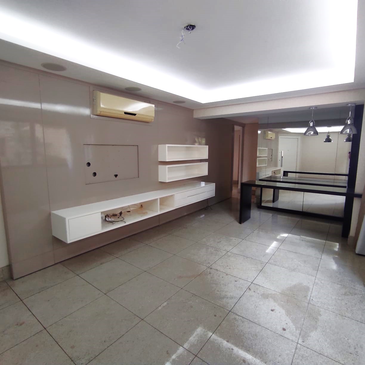 Imagem Apartamento com 4 Quartos à Venda, 138 m²em Lourdes - Belo Horizonte Imagem Apartamento com 4 Quartos à Venda, 138 m²em Lourdes - Belo Horizonte