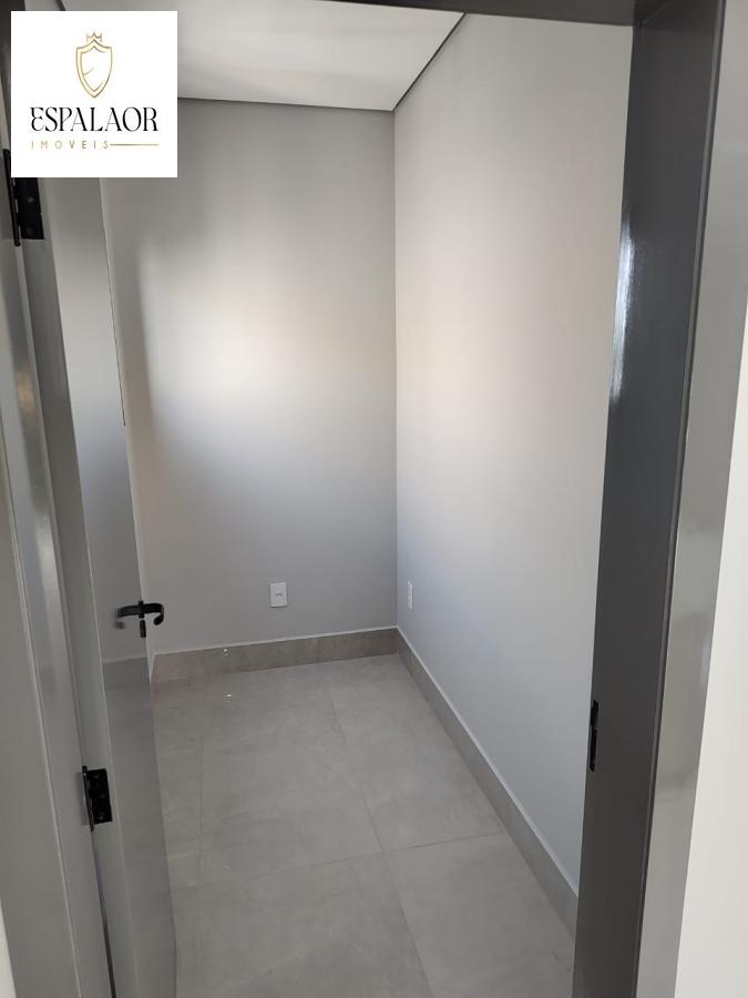 Imagem Casa de Condomínio com 3 Quartos à Venda, 300 m²em Residencial Lagos D'Icaraí - Salto Imagem Casa de Condomínio com 3 Quartos à Venda, 300 m²em Residencial Lagos D'Icaraí - Salto