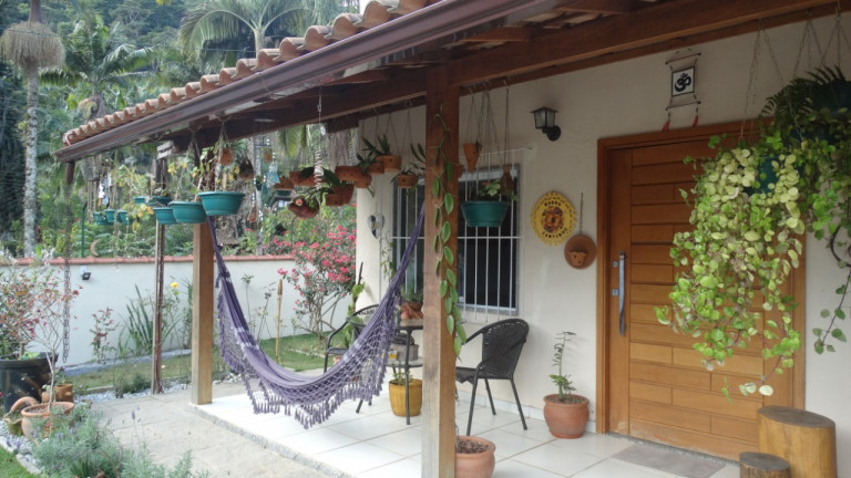 Imagem Casa com 3 Quartos à Venda, 122 m² em Albuquerque - Teresópolis