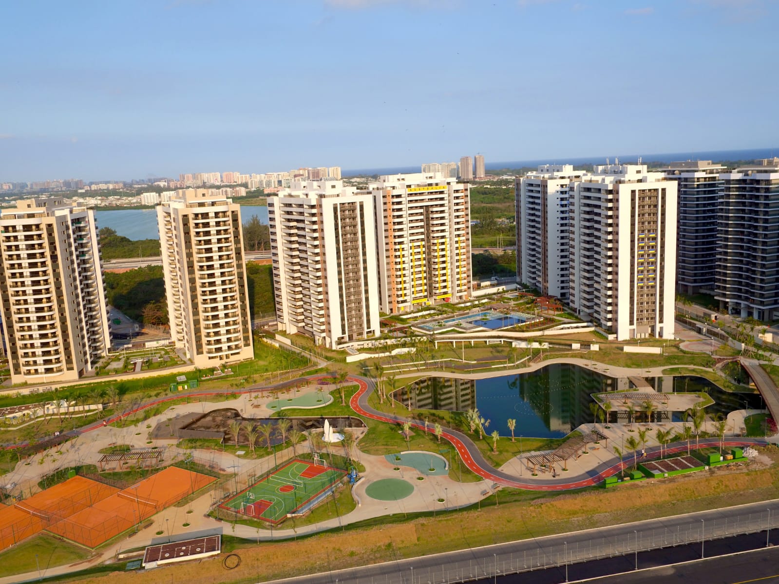 Imagem Apartamento com 2 Quartos à Venda, 86 m² em Barra Olímpica - Rio de Janeiro Imagem Apartamento com 2 Quartos à Venda, 86 m² em Barra Olímpica - Rio de Janeiro