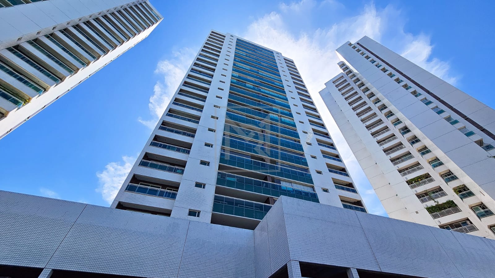 Imagem Apartamento com 3 Quartos à Venda, 189 m² em Papicu - Fortaleza Imagem Apartamento com 3 Quartos à Venda, 189 m² em Papicu - Fortaleza