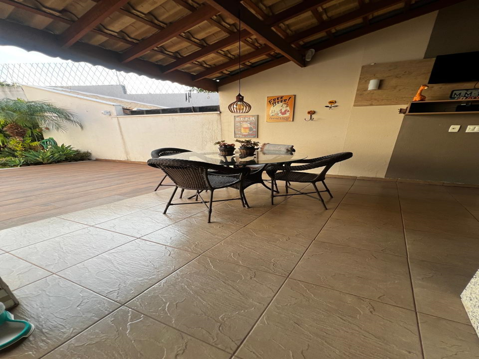 Imagem Casa de Condomínio com 3 Quartos à Venda, 230 m²em Jardim Florestal - Jundiaí