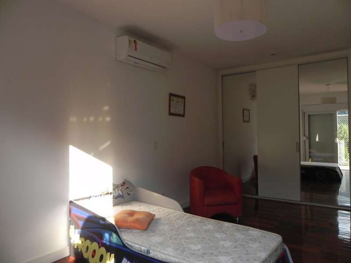 Imagem Casa de Condomínio com 5 Quartos à Venda, 500 m² em Várzea&nbsp; - Teresópolis